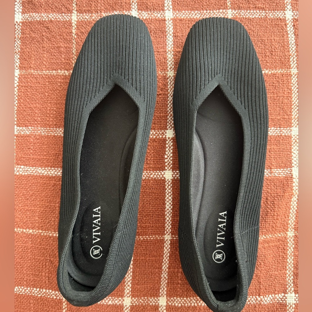 VIVAIA Margot Black Knit Flats size 37.5